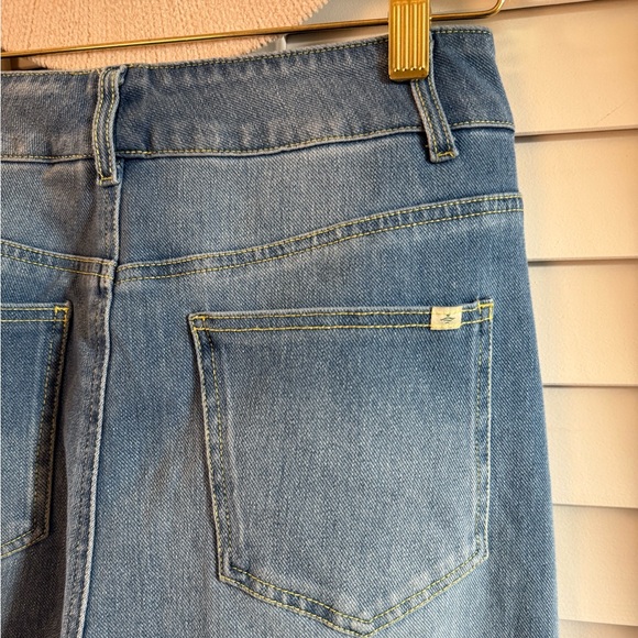 Halara Flex™ High Waisted Pockets Straight Leg Washed Casual Jeans Sz Small Tall - Picture 15 of 15